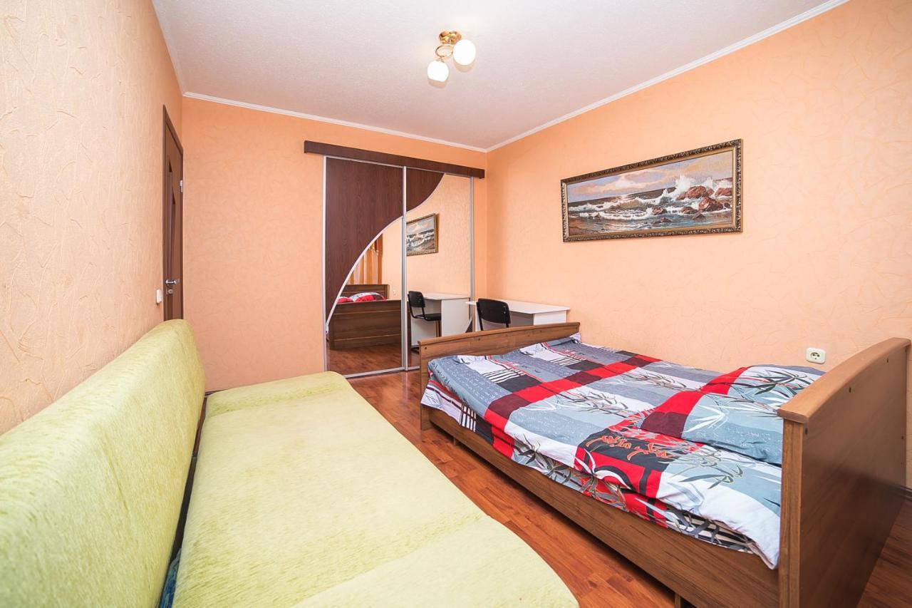 Uyutnaya Komnata Vozle Metro Aparthotel Minsk Buitenkant foto